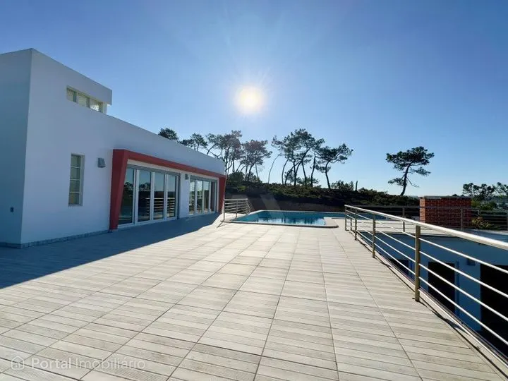 Moradia T4 de Luxo