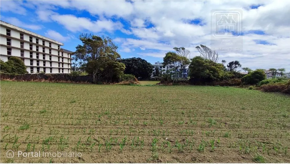 TERRENO para venda com 4.220m² de área total