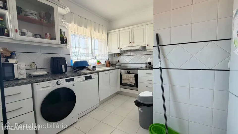 2-bedroom apartment for sale in Santa Maria, São Pedro e Matacães