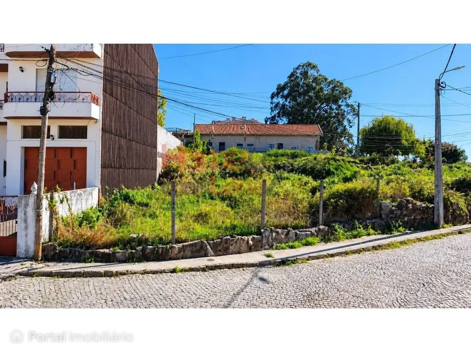 Terreno para construção em Baguim do Monte