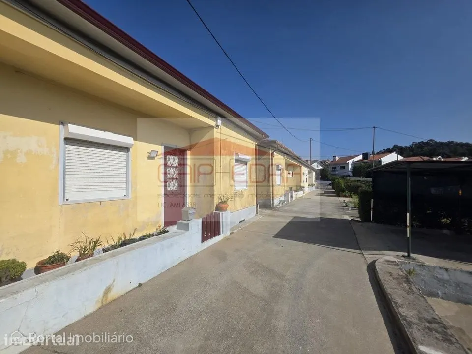 4 moradias alugadas 9 120 € ano em Vilar Paraíso