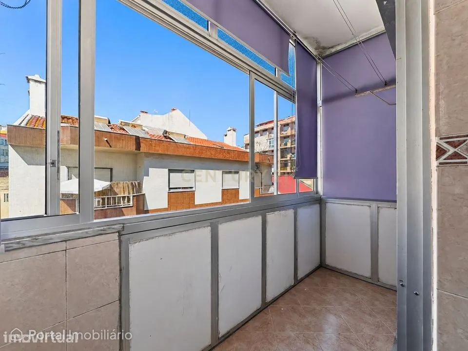 Apartamento T1 em Almada