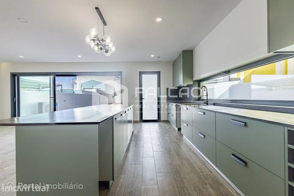 Moradia T4 Venda em Santarém (Marvila), Santa Iria da Ribeira de Santa