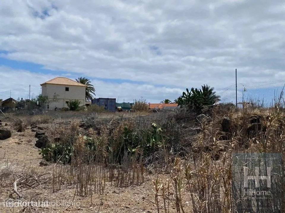 Lote de terreno com 4.160 m2 no Sitio do Tanque, Ilha do Porto Santo
