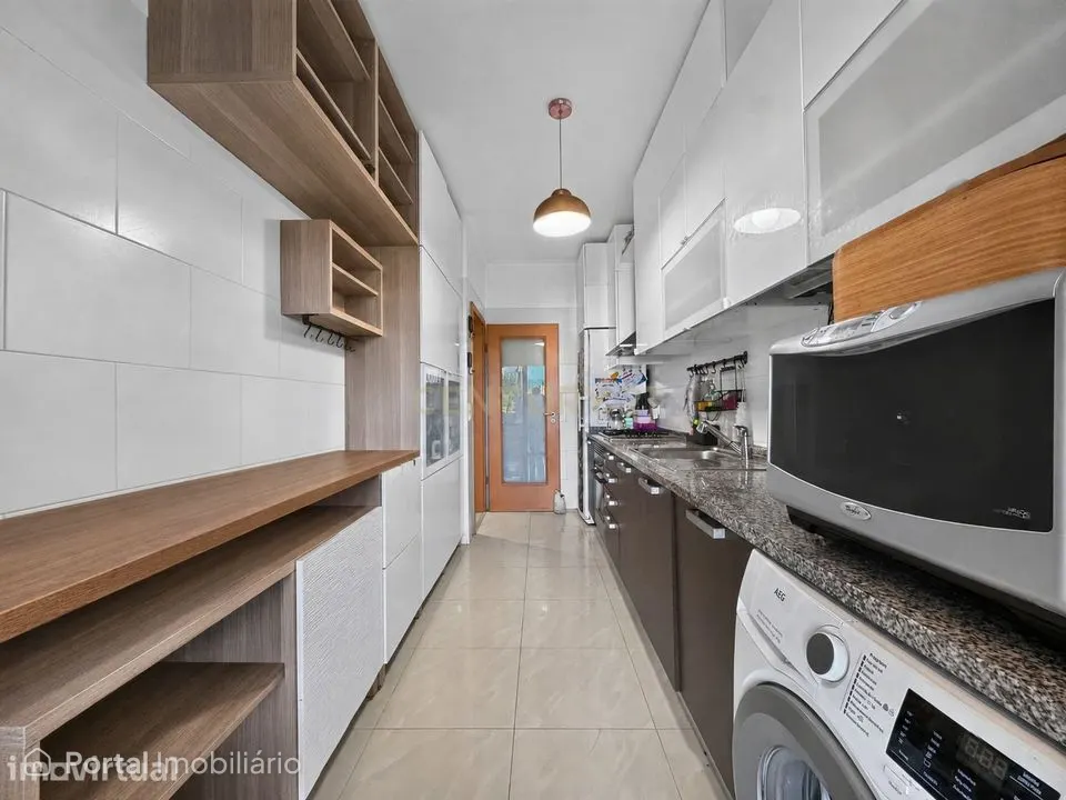 Apartamento T2 com Terraço de 37 m² na Urbanização do Bom Retiro