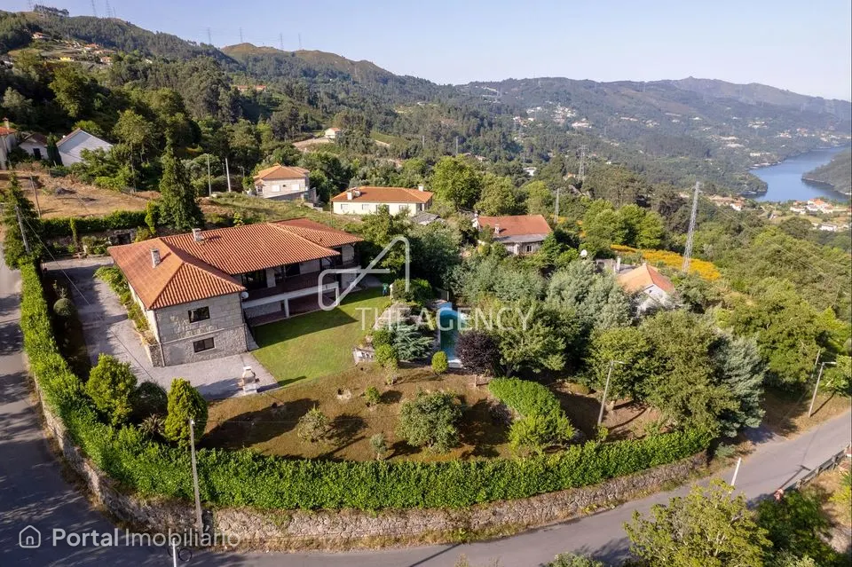 Moradia T3 à venda em Alenquer
