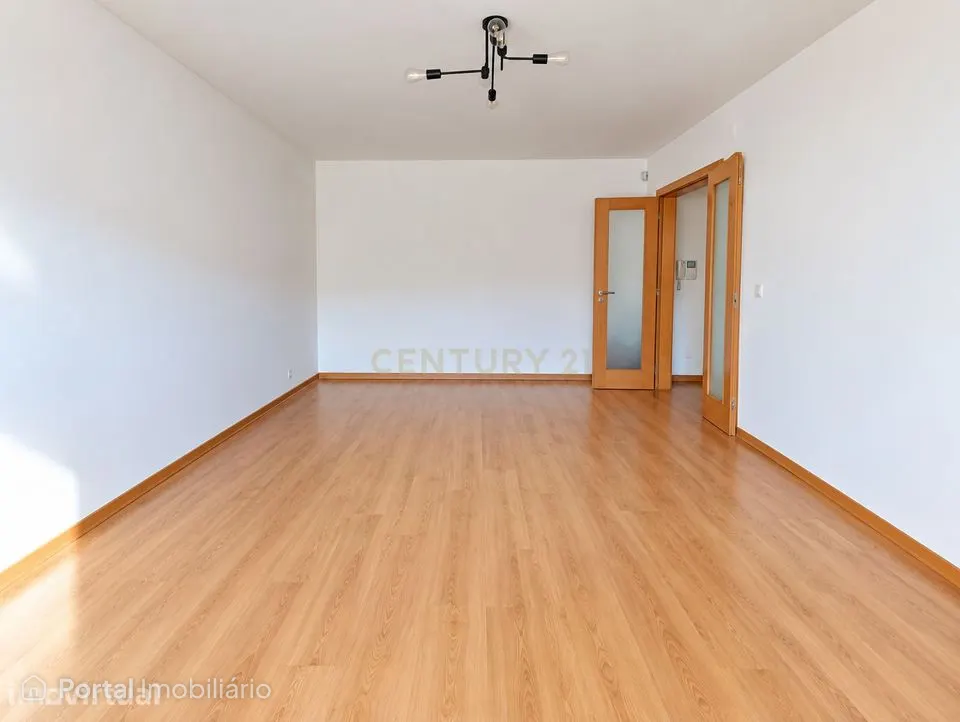 Apartamento T1 na Quinta de São Macário