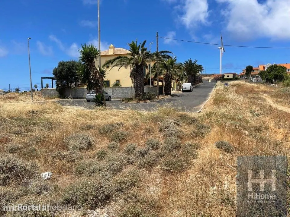Lote de Terreno com Projeto - Sítio da Lapeira
