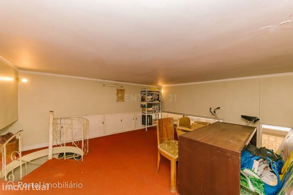 Loja com 60m² nos Olivais – Comércio e Serviços