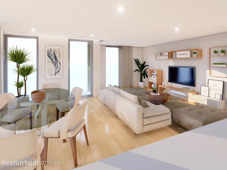 Apartamento T4 novo na Praia da Consolação com piscina e garagem.