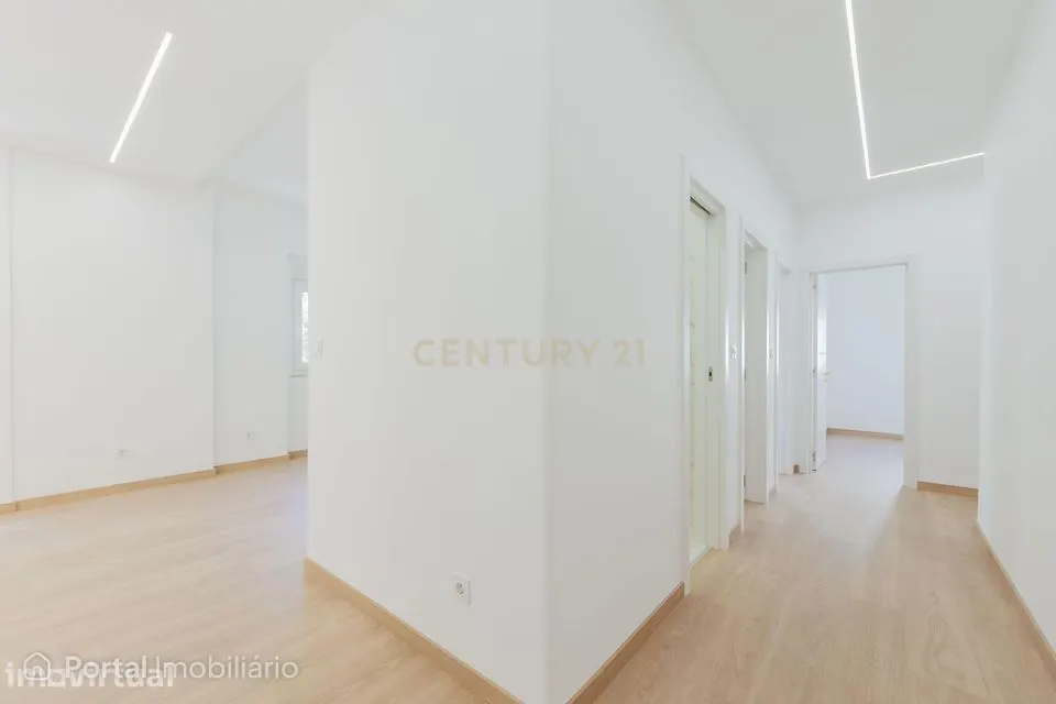 3-bedroom apartment for rent in Moscavide e Portela