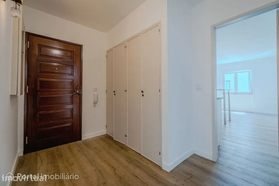 Apartamento T1 RENOVADO | Coração da Vila da Ericeira