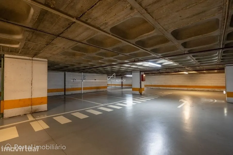 3 Lugares de Estacionamento – Avenida da Liberdade, Lisboa
