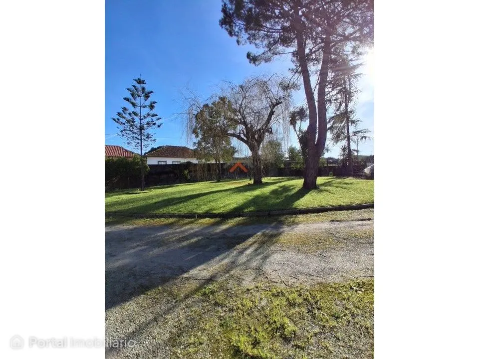Propriedade de Charme T4 + T2 Independente com Amplo Terreno | Águeda