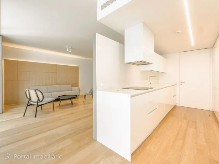 3-bedroom apartment for rent in Lisbon