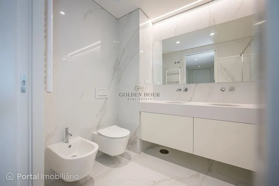 4-bedroom apartment for sale in Canidelo