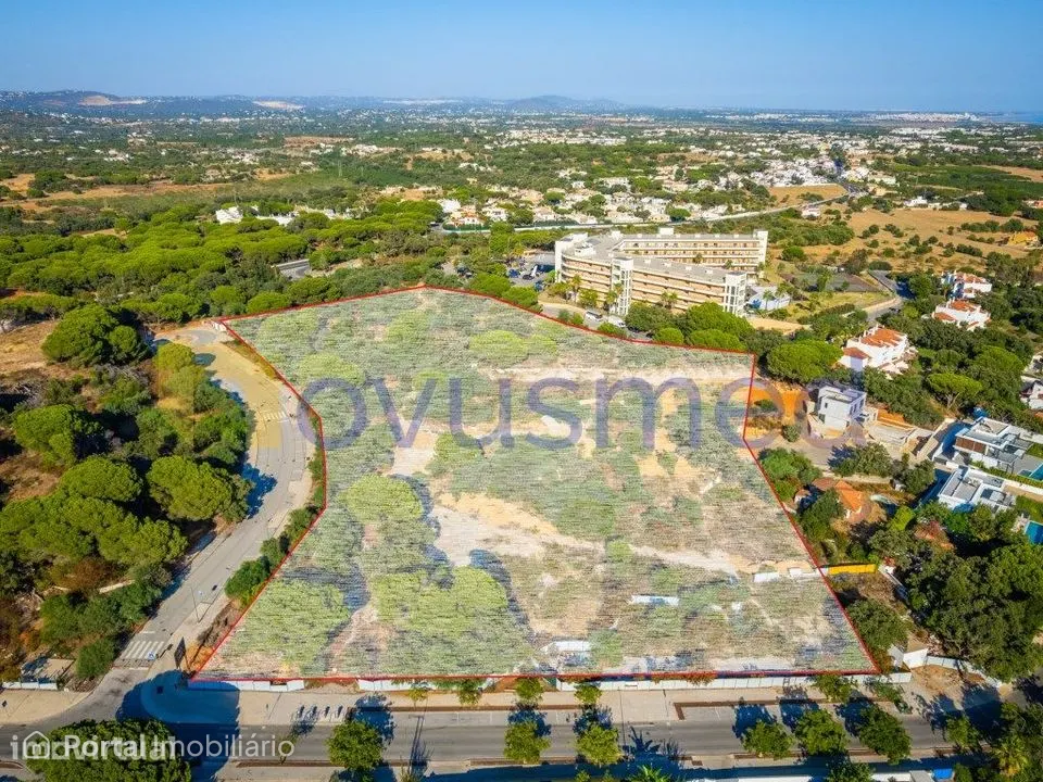 Lote de terreno para construção de um welness center, Albufeira