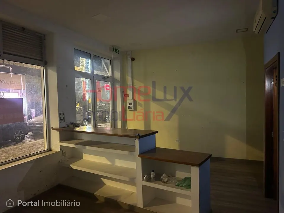 Loja Comercial em Monção