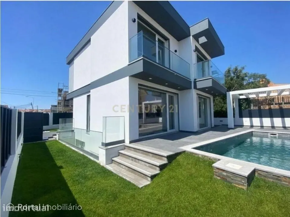 Moradia nova T3 com piscina, jacuzzi e vista mar — Zambujal, São Domin