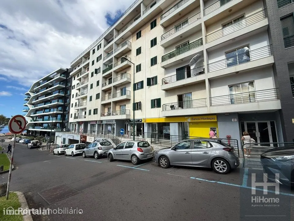 Arrendo estacionamentos em Box junto ao Fórum Madeira