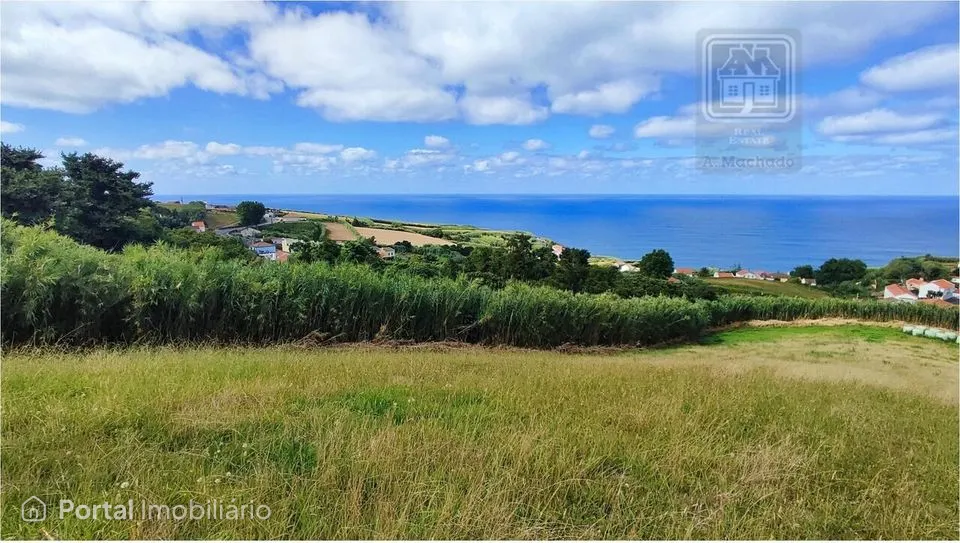 Land for sale in Ajuda da Bretanha