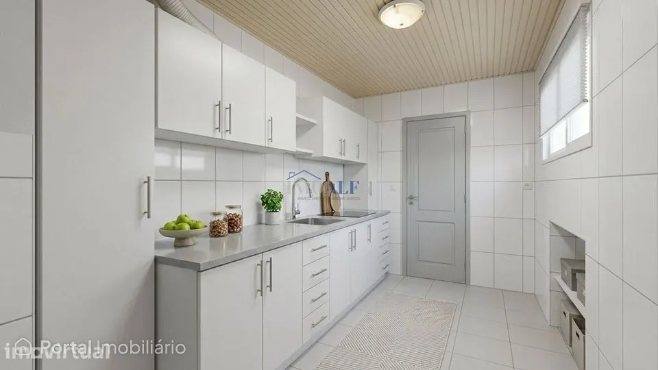 Moradia T3 térrea com quintal Centro Montijo