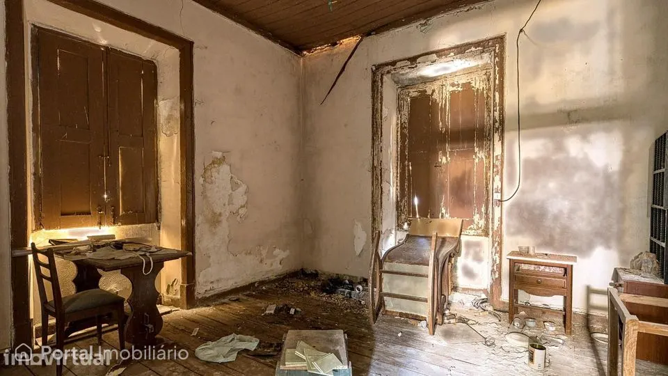 Prédio para reabilitação total | Centro de Setúbal