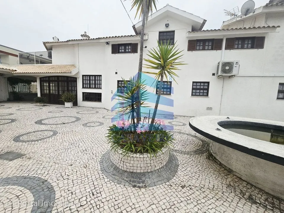 Moradia Isolada com terreno
