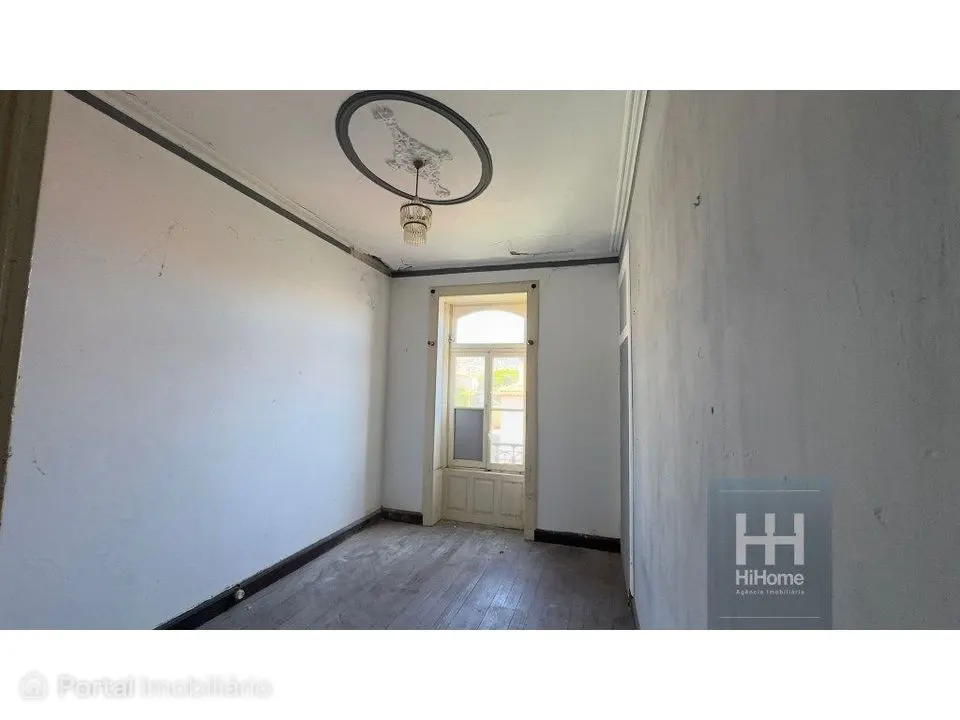 Prédio para remodelação total com vista mar | Santa Luzia, Funchal