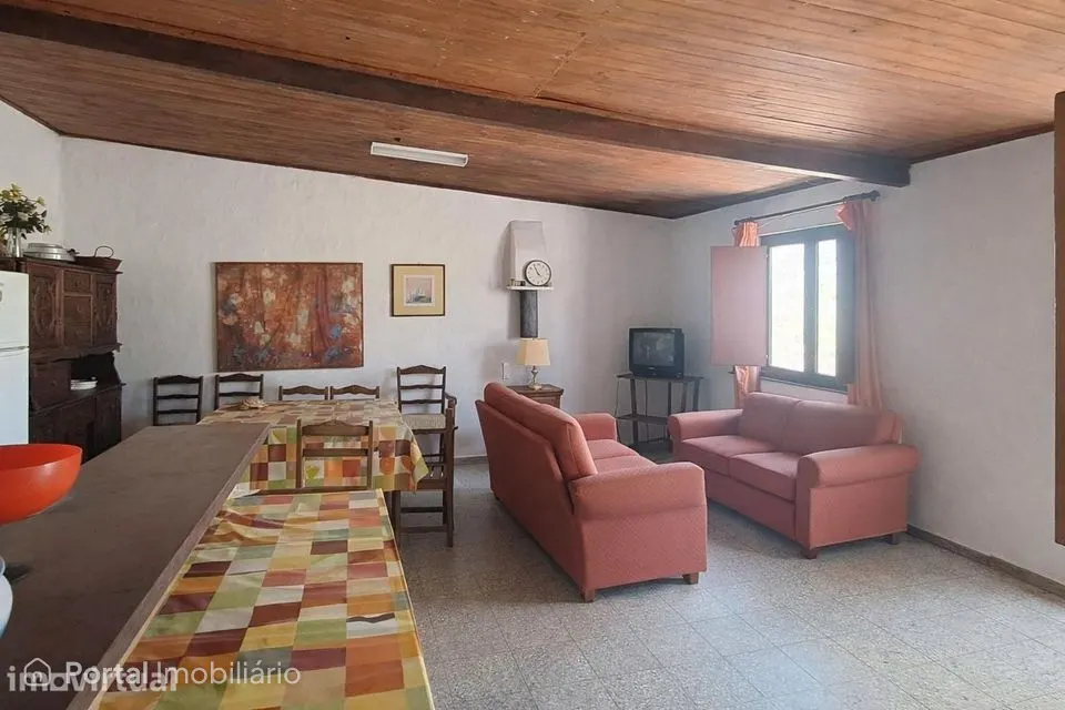 Terreno com Casa de Campo- T1 -Luz- Lagos