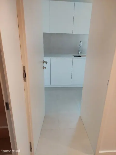 Apartamento T3 totalmente renovado (como novo), Bairro Holiywood,Porto
