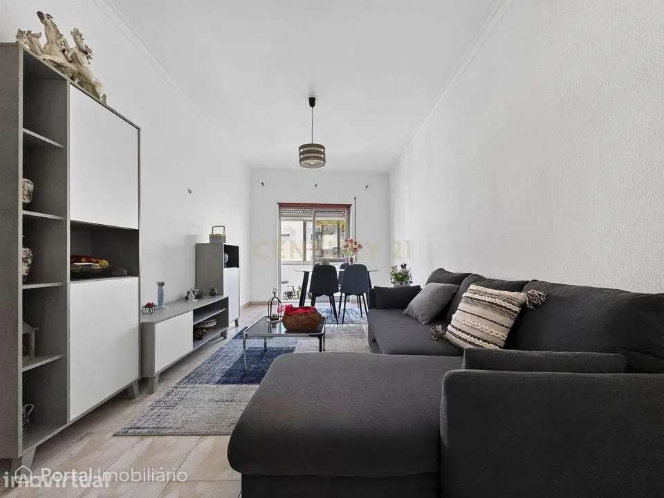 T2 no Feijó | 71 m² | Excelente luminosidade | Próximo da Fertagus de