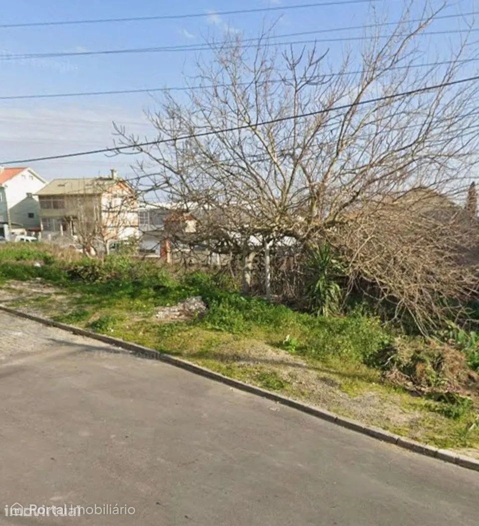 Land for sale in Santa Iria de Azoia, São João da Talha e Bobadela