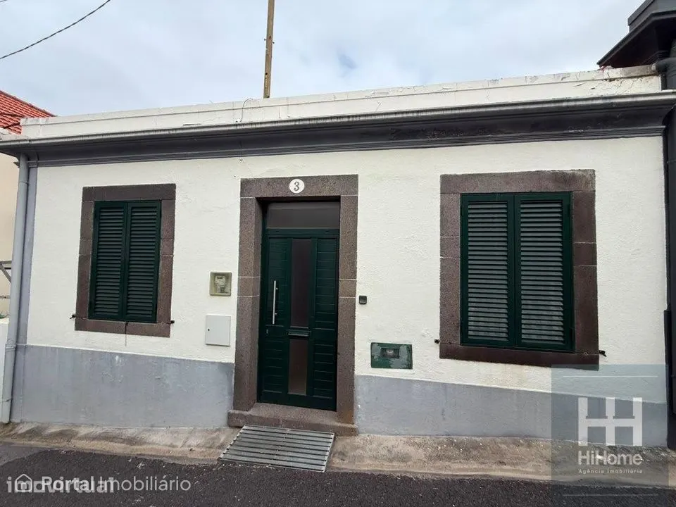 Moradia T3 com sótão na Rochinha - Funchal