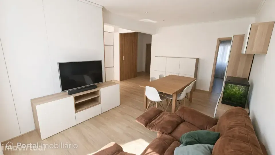 3-bedroom apartment for sale in Águas Livres