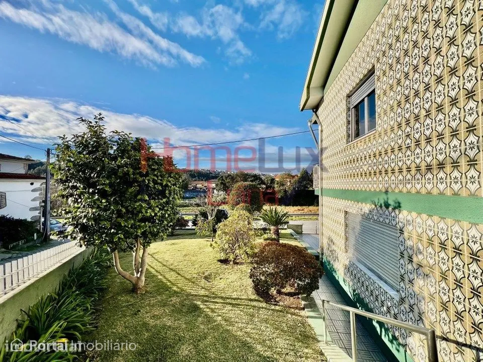 Moradia T4 em São Pedro da Cova