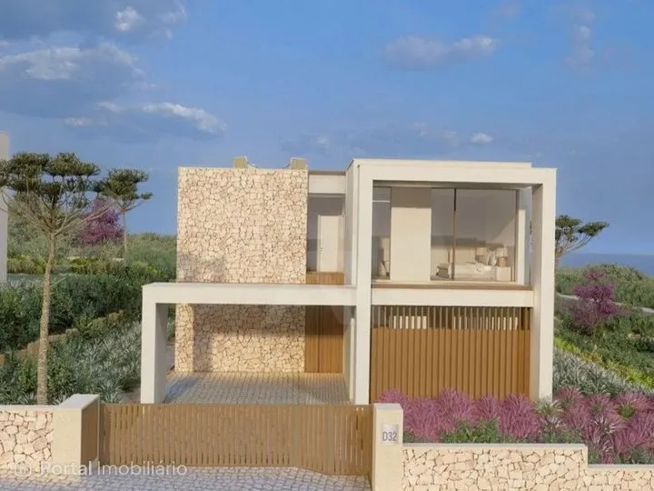 Moradia única de luxo com 4 quartos em suíte