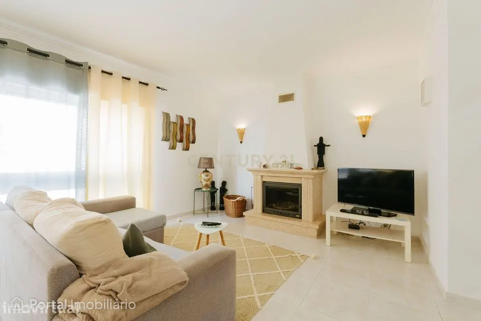 Apartamento T3 em Santa Iria de Azoia, Loures