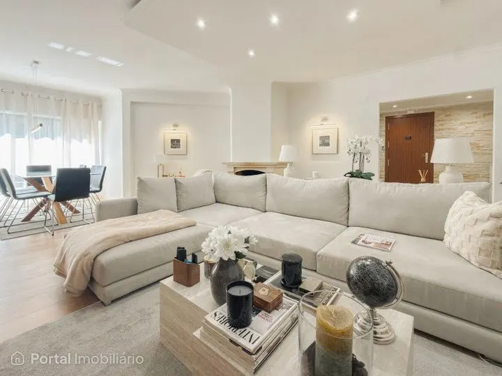 Apartamento T2 à venda em Sintra