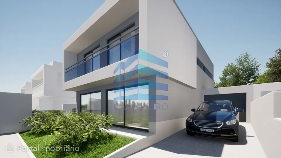 Moradia T4 Isolada em Esgueira