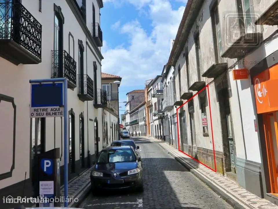 ÁREA COMERCIAL para ARRENDAR - centro da cidade de Ponta Delgada, I...