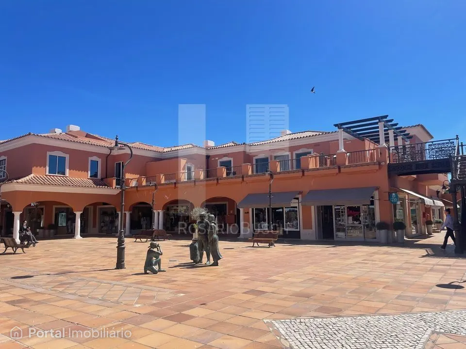 Espaço para restaurante à venda na Quinta do Lago
