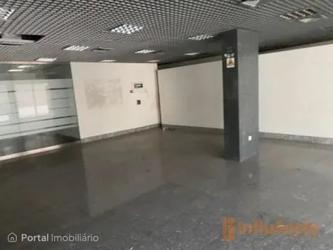 Shop for sale in São Miguel do Rio Torto e Rossio ao Sul do Tejo