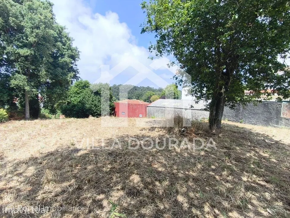 Terreno Urbano com 600 m2 Em vila Nova de Gaia