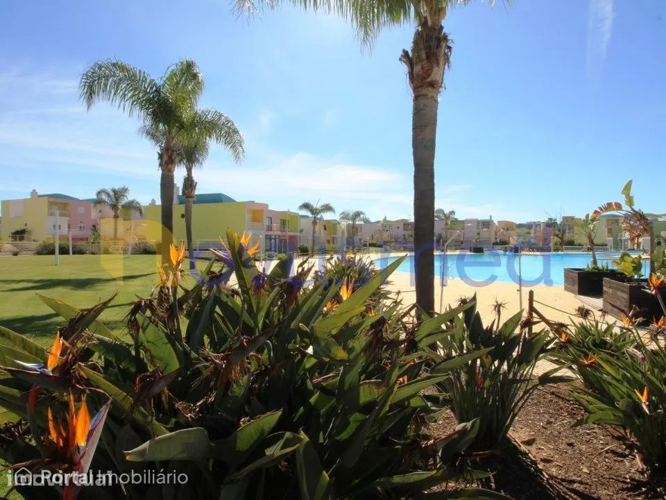 Apartamento T2 piscina e parqueamento, Marina de Albufeira