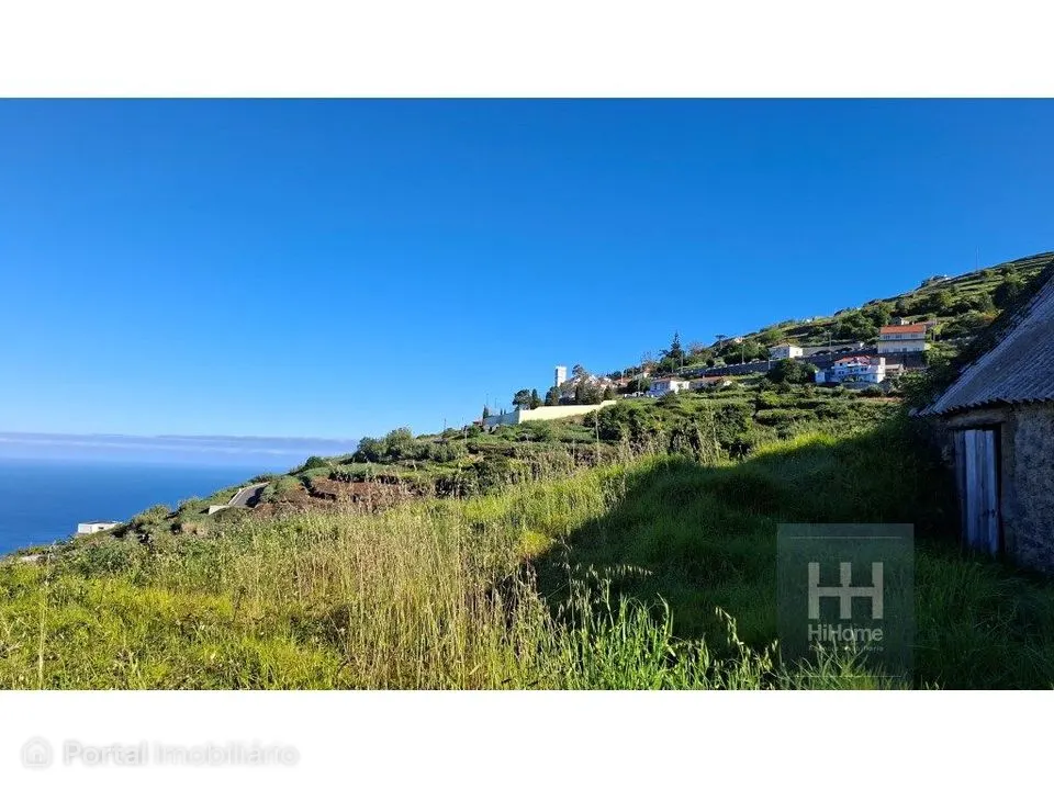 Land for sale in Fajã da Ovelha