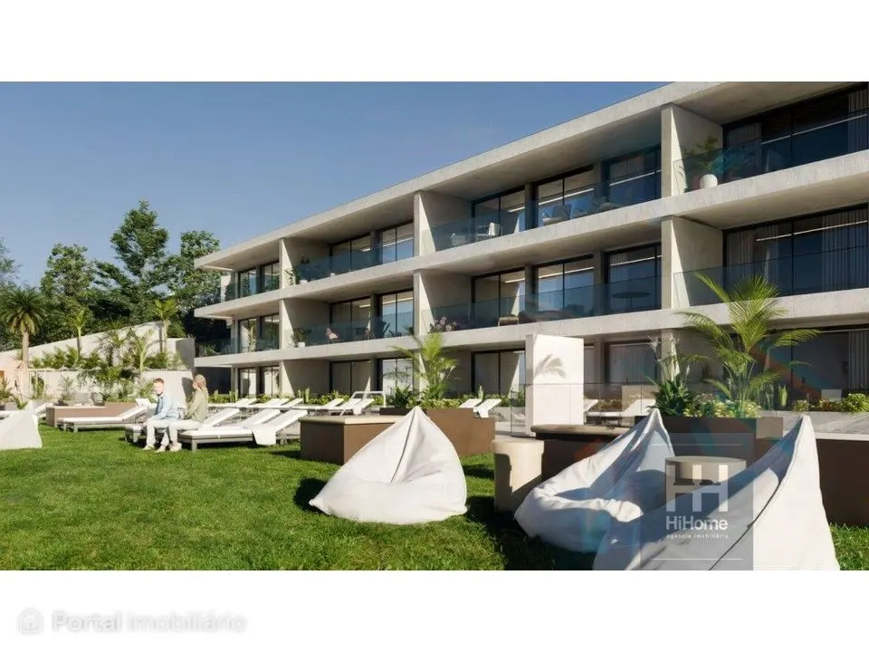 Apartamento tipologia T1 com espaço exterior no Funchal