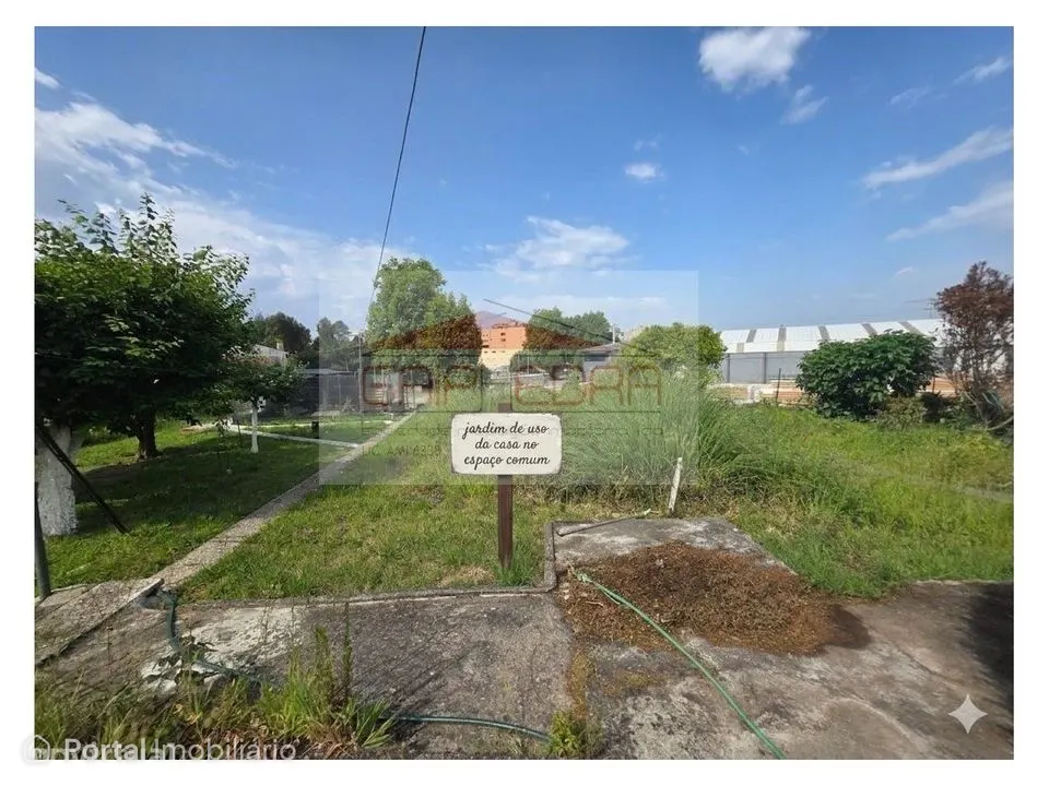 4 moradias alugadas 9 120 € ano em Vilar Paraíso