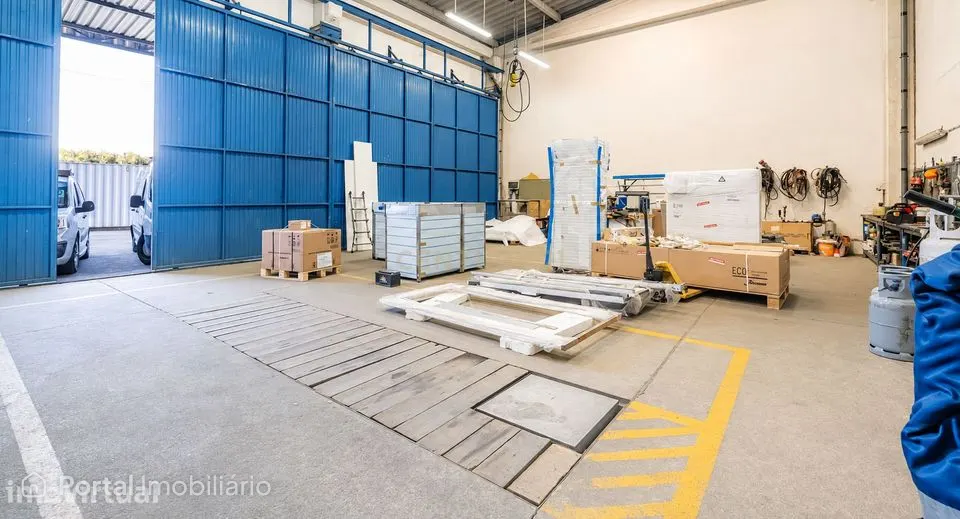Oportunidade Única de Negócio: Unidade Industrial de Frio e AVAC com R