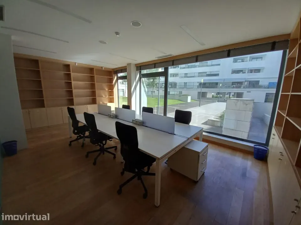 Escritório com 27m2, Avenida D. João II, Parque das Nações